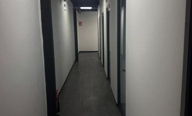 EDIFICIO COMERCIAL MULTINIVEL EN VENTA  ZONA CÉNTRICA DE QUERÉTARO A 1 MIN DE AVENIDA CONSITUYENTES Y 5 MINS DE ALAMEDA Y GOMEZ MORIN.
