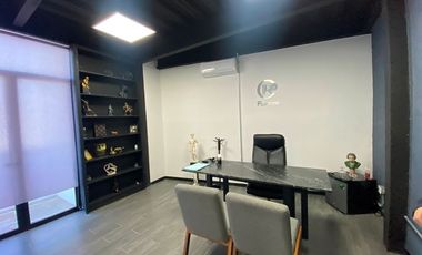 EDIFICIO COMERCIAL MULTINIVEL EN VENTA  ZONA CÉNTRICA DE QUERÉTARO A 1 MIN DE AVENIDA CONSITUYENTES Y 5 MINS DE ALAMEDA Y GOMEZ MORIN.