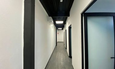 EDIFICIO COMERCIAL MULTINIVEL EN VENTA  ZONA CÉNTRICA DE QUERÉTARO A 1 MIN DE AVENIDA CONSITUYENTES Y 5 MINS DE ALAMEDA Y GOMEZ MORIN.