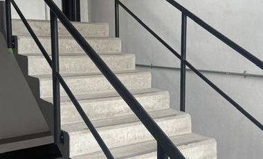 EDIFICIO COMERCIAL MULTINIVEL EN VENTA  ZONA CÉNTRICA DE QUERÉTARO A 1 MIN DE AVENIDA CONSITUYENTES Y 5 MINS DE ALAMEDA Y GOMEZ MORIN.