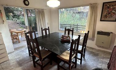 Casa más depto. a la venta en Costa del Este - Los Cedros e/ Dalias y Cisantemos al 734