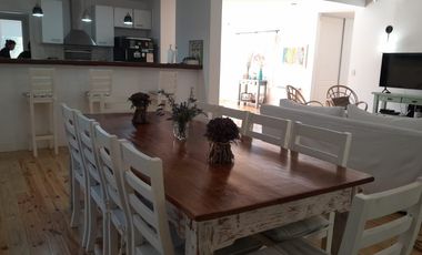 Casa de 4 Dormitorios y 3 Baños