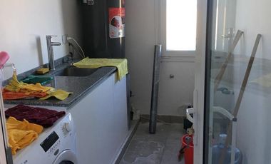 CASA DE 5 DORMITORIOS Y 4 BAÑOS C/ PISCINA SALIDA A CANCHA DE POLO