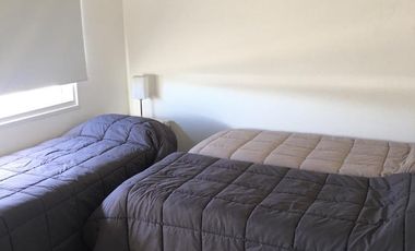 CASA DE 5 DORMITORIOS Y 4 BAÑOS C/ PISCINA SALIDA A CANCHA DE POLO