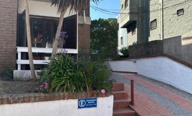 Departamento en venta - 2 Dormitorios 1 Baño - Villa Gesell