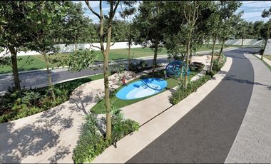 Terreno en venta Paseo Norte Mérida Yucatán, Privada Carmesí
