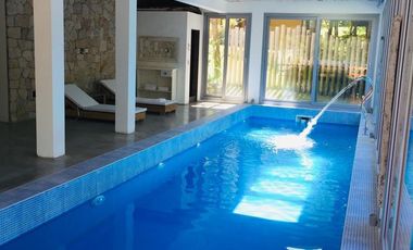 HERMOSA CASA SPA EN RESIDENCIAL 6 DORMITORIOS