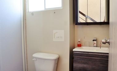 Casa en Condominio en Venta, Los Heroes Chalco III, Estado de Mexico