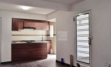 Casa en Condominio en Venta, Los Heroes Chalco III, Estado de Mexico