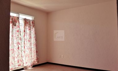 Casa en Condominio en Venta, Los Heroes Chalco III, Estado de Mexico