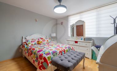 Casa en venta en Viveros de La Loma