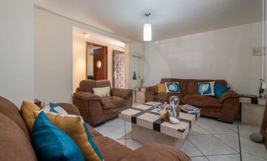 Casa en venta en Viveros de La Loma