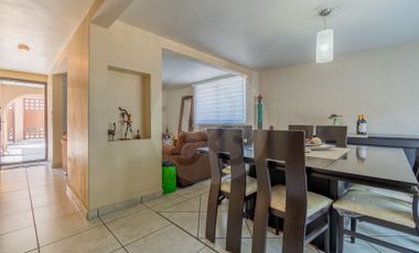 Casa en venta en Viveros de La Loma