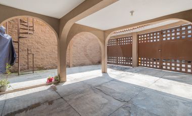 Casa en venta en Viveros de La Loma