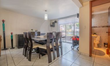 Casa en venta en Viveros de La Loma