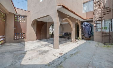 Casa en venta en Viveros de La Loma