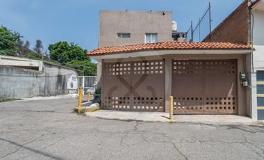 Casa en venta en Viveros de La Loma