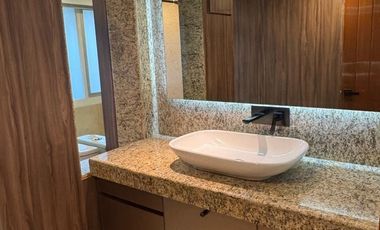 Muy buen departamento en renta frente al parque Lincoln