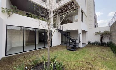 VENDO CASA EN ZAVALETA