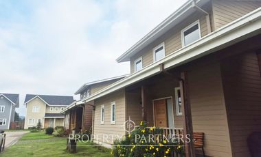 Cómoda casa en Condominio El Bayo