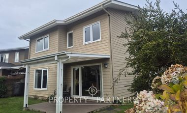 Cómoda casa en Condominio El Bayo