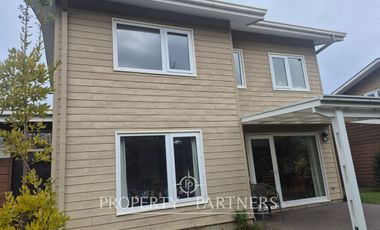 Cómoda casa en Condominio El Bayo