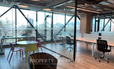 Oficina 374 m2 Plug and Play en Edificio Núcleo Bellavista