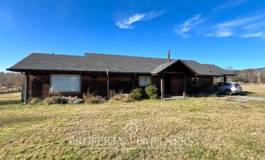 Hermosa casa en parcela ubicada a 6 km de Villarrica camino a Lican Ray