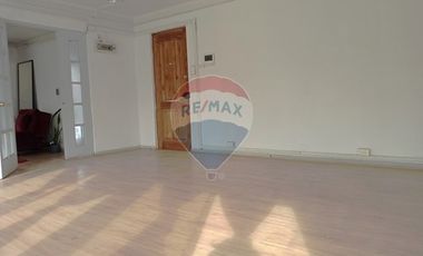 Arriendo amplia oficina Paseo Bulnes