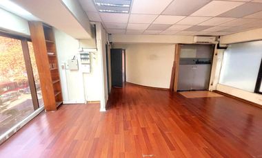 ARRIENDO Oficina de 120 m2, Metro Los Leones