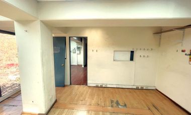 ARRIENDO Oficina de 120 m2, Metro Los Leones