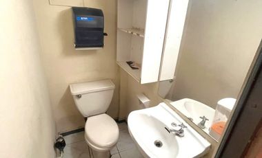 ARRIENDO Oficina de 120 m2, Metro Los Leones