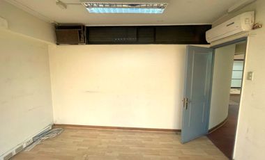 ARRIENDO Oficina de 120 m2, Metro Los Leones