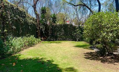 RENTA CASA EN JARDINES DEL PEDREGAL