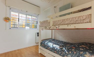 PH EN VENTA CON PATIOS Y TERRAZA