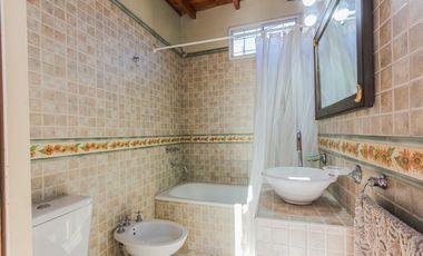 PH EN VENTA CON PATIOS Y TERRAZA