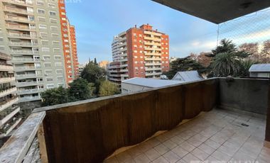 Departamento en alquiler  - Olivos - 2 ambientes amplio 60 mts  con cochera