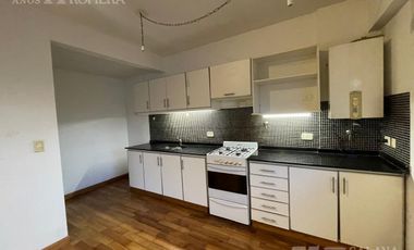 Departamento en alquiler  - Olivos - 2 ambientes amplio 60 mts  con cochera