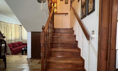 Venta casa 3 ambientes con cochera, patio con parrilla y terraza en Wilde