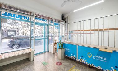 Local en Alquiler. Comercial. Flores