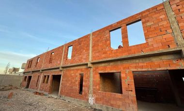 Duplex 3 dormitorios en Fernández Oro - Entrega diciembre 2025
