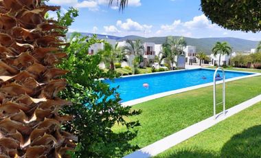 CASA EN CONDOMINIO EN VENTA, EN FRACC. SOLARES, XOCHITEPEC