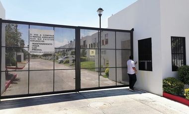CASA EN CONDOMINIO EN VENTA, EN FRACC. SOLARES, XOCHITEPEC