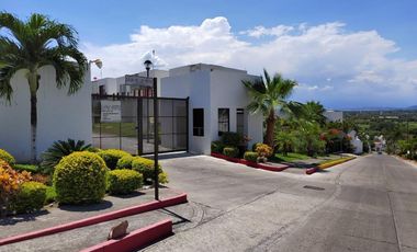 CASA EN CONDOMINIO EN VENTA, EN FRACC. SOLARES, XOCHITEPEC