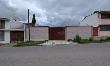 Terreno Habitacional en venta con amplio frente y 2 bardas en La Soledad, Aculco