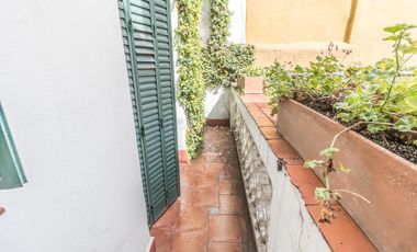 Retasada--Casa 10 ambientes en venta, patio, terraza, parrilla y cochera