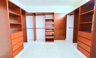Casa en venta en Veracruz con alberca Fracc. Lomas del Sol