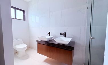 Casa en venta en Veracruz con alberca Fracc. Lomas del Sol