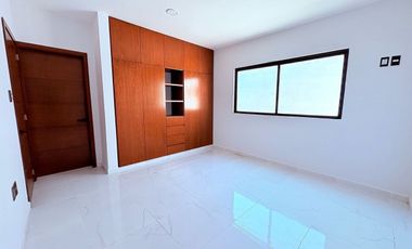 Casa en venta en Veracruz con alberca Fracc. Lomas del Sol