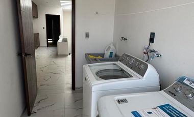 Casa en venta en Veracruz Amueblada y Climatizada Fracc. Lomas del Sol